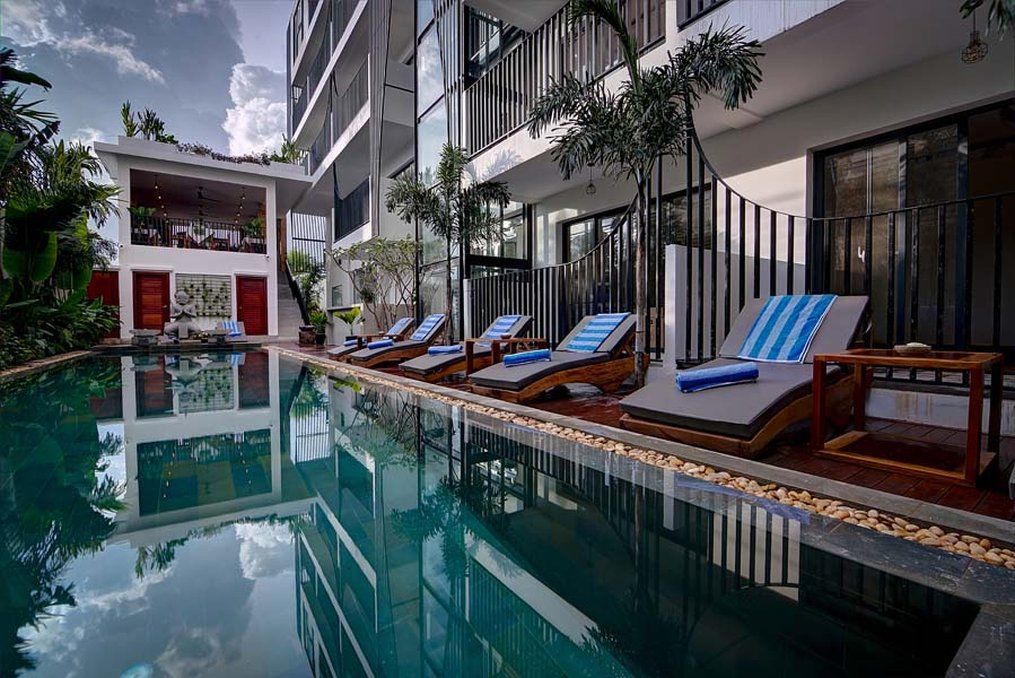 The Thirdfold Residence Сиемрип Экстерьер фото The hotel's pool