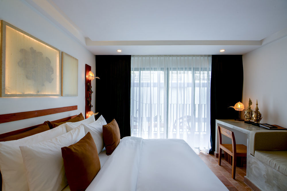 The Thirdfold Residence Сиемрип Экстерьер фото Deluxe Room