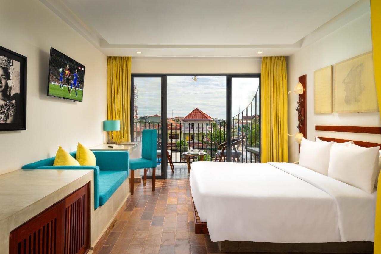 The Thirdfold Residence Сиемрип Экстерьер фото Deluxe Room