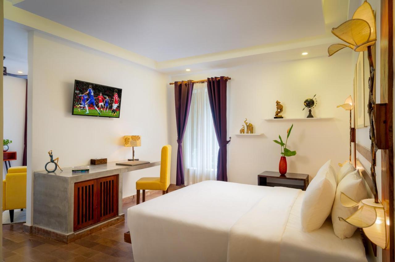 The Thirdfold Residence Сиемрип Экстерьер фото Deluxe Room