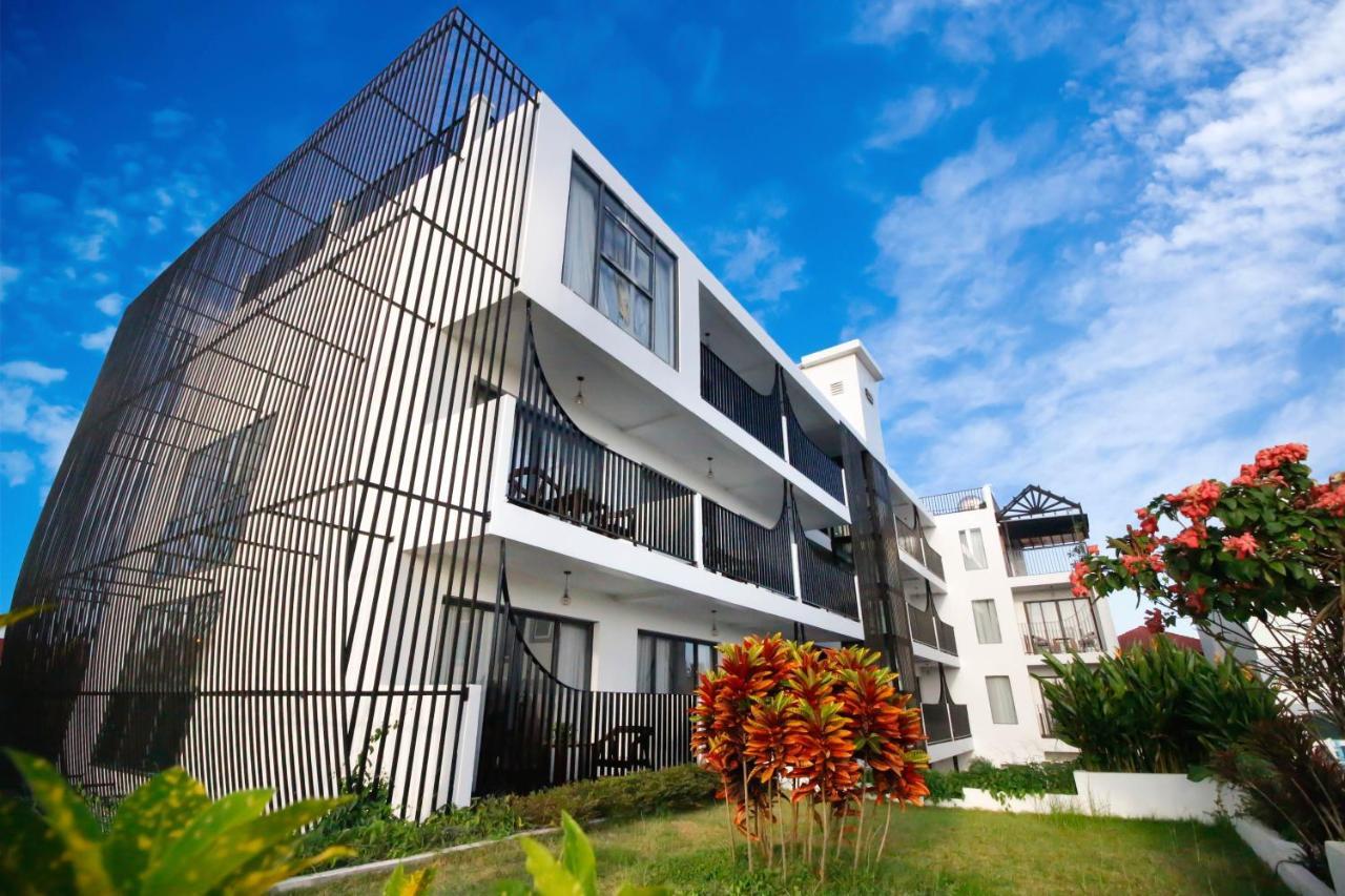 The Thirdfold Residence Сиемрип Экстерьер фото The 1010